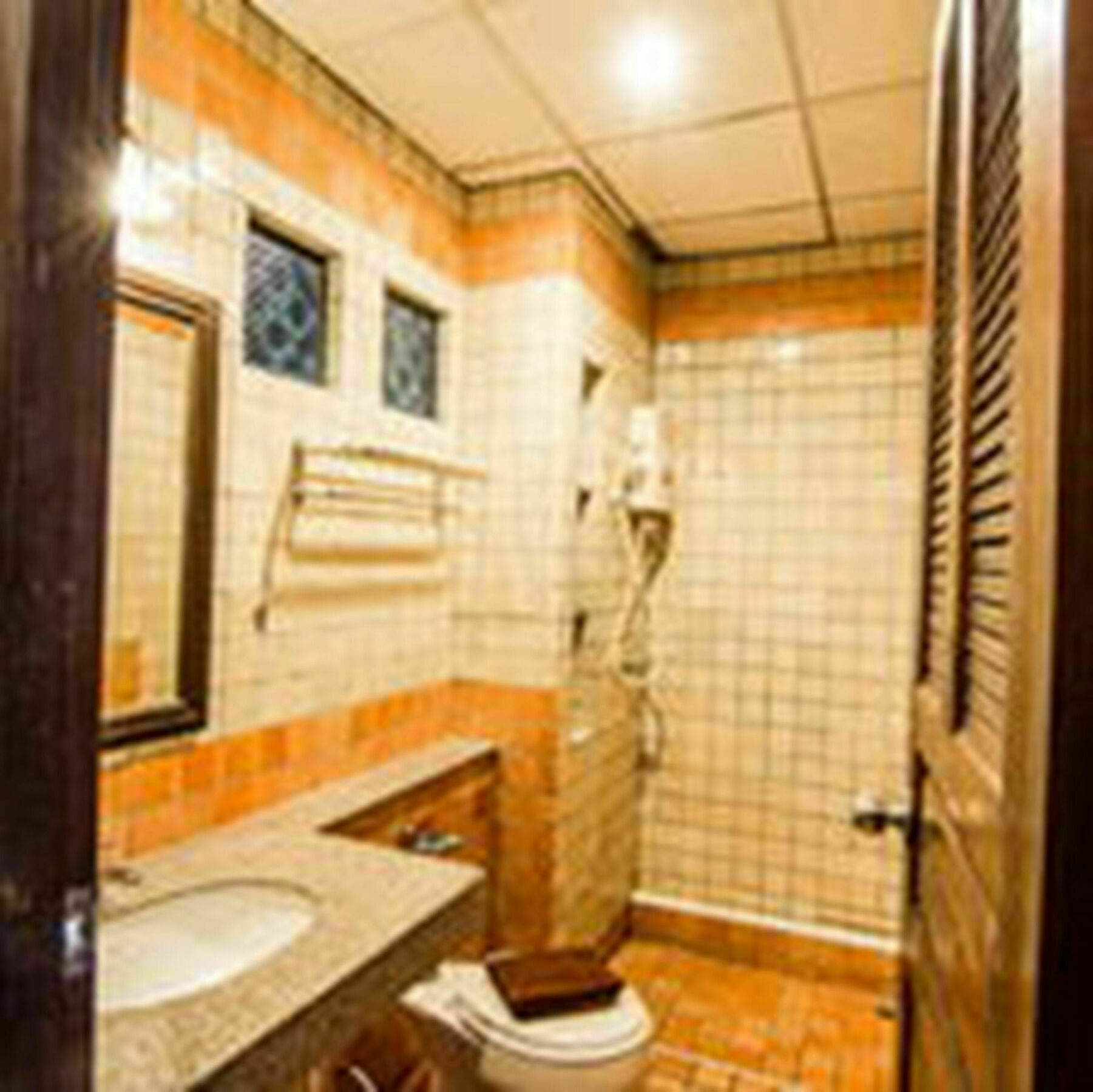 Hotel Sutus Court 2 Pattaya Exterior foto